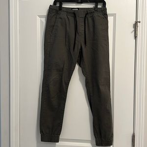 Levi’s joggers slim fit